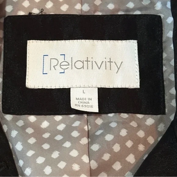 Relativity Black Button Front Trench Coat Size Large - Picture 10 of 16